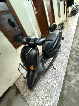 Honda Scoopy Prestige Black