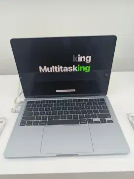 MacBook Air 13inci