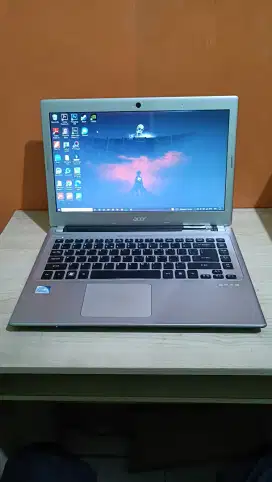 Laptop Acer  Aspire V5, Ram 8 GB, SSD 120gb, HDD 500gb, siap pakai