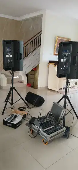 1 set sound active buil up.. lengkap..No beta3 mackie huper speaker