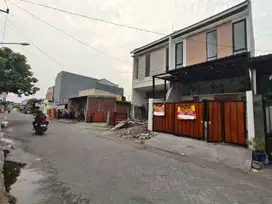 Ruko 2 Lantai dekat Juanda