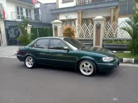 Toyota Corolla 2000 Bensin