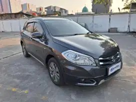 DP MURAH Suzuki SX4 1.5 S-Cross Bensin-MT 2016 Abu CKFHB