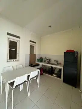 Rumah Darwin Gading Serpong Semi furnish type 7 x 18