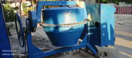 Jual molen aduk semen coran kondisi normal siap pake aja kok