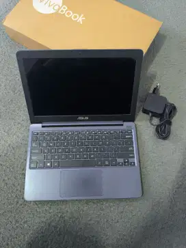 Asus Vivo book E203NAH