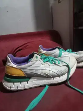 Sepatu onit suka