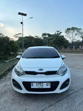 Kia Rio 2014 Bensin