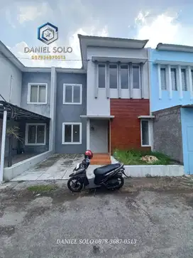 Dijual Rumah Gentan Manang Solo