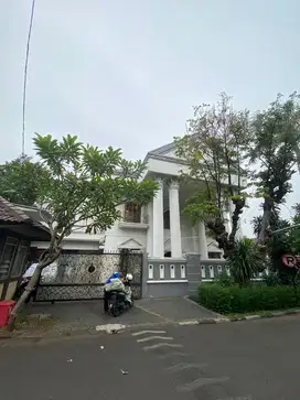 Rumah Dijual Dalam Cluster Siap Huni Di Pejaten Jakarta Selatan