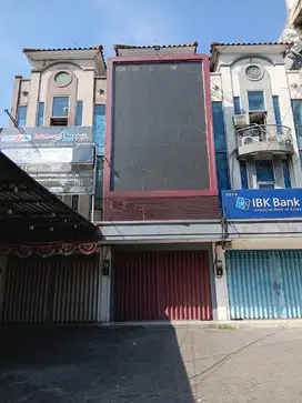 Sewa Ruko Strategis HR Muhammad Hadap Jalan Raya