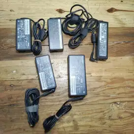 Charger laptop Lenovo berbagai tipe