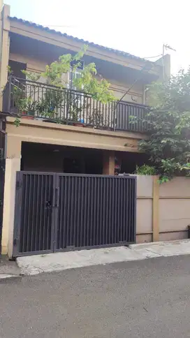 Rumah Dalam Komplek Kavling  DKI Pondok  Kelapa Dekat Tol Bacakayu