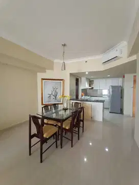 Jual Condo 2 BR FF 88m di Taman Anggrek Top Floor beautiful city view!