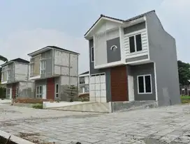 Rumah di Bogor 2 Lantai  Dekat Stasiun Cilebut Model Jepang
