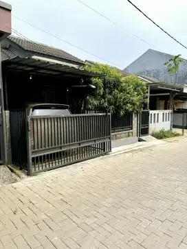 Dijual Rumah Meruyung Dekat Kubah Mas