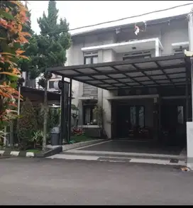 Jual Rumah Mewah dan Luas Harga Terjangkau dekat Batununggal Bandung