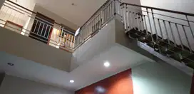 Dijual rumah 1,5 lt di Villa Melati Mas, Serpong