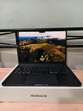 Macbook Air M2 8/256GB Midnight Super Like New