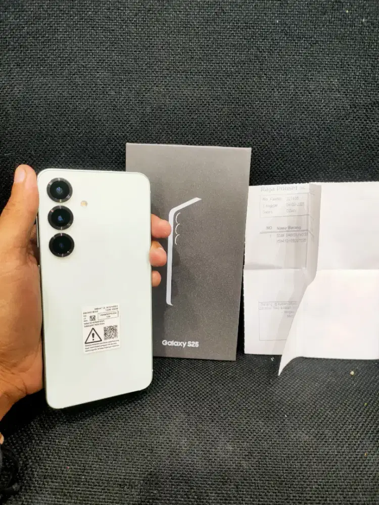 Samsung S25 12/256 masih baru, Garansi 1tahun resmi, open box, nominus