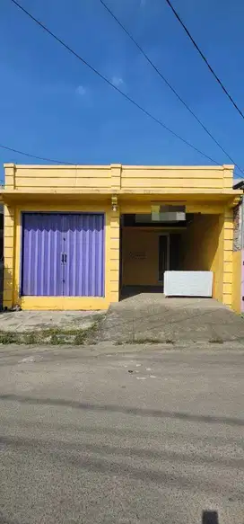 Rumah dan tempat usaha kota serang