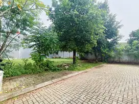 Kavling kotak hadap utara 208m2 di Foresta BSD dekat Nanyang School