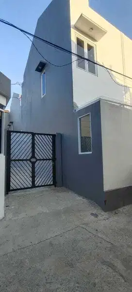 Di Jual Rumah 2Lt Dekat Dengan Stasiun sawah Besar Jakarta Pusat