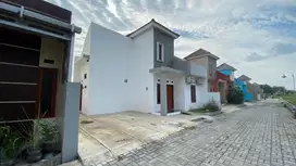 dijual rumah pesan bangun hunian cluster posisi rumah hadap timur