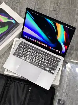 MacBook Pro M1 8/512GB Gray TouchBar ex iBox