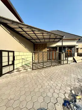 RUMAH MEWAH LIMASAN MODERN DI JALAN KALIURANG KM 13 NGEMPLAK SLEMAN