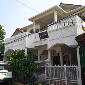 Rumah semi furnish, l’omaso strategis, di Kranggan Permai, Cibubur