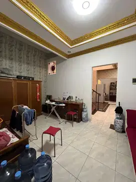 Dijual cepat rumah siap huni 2 lt di Regency Melati Mas, Serpong