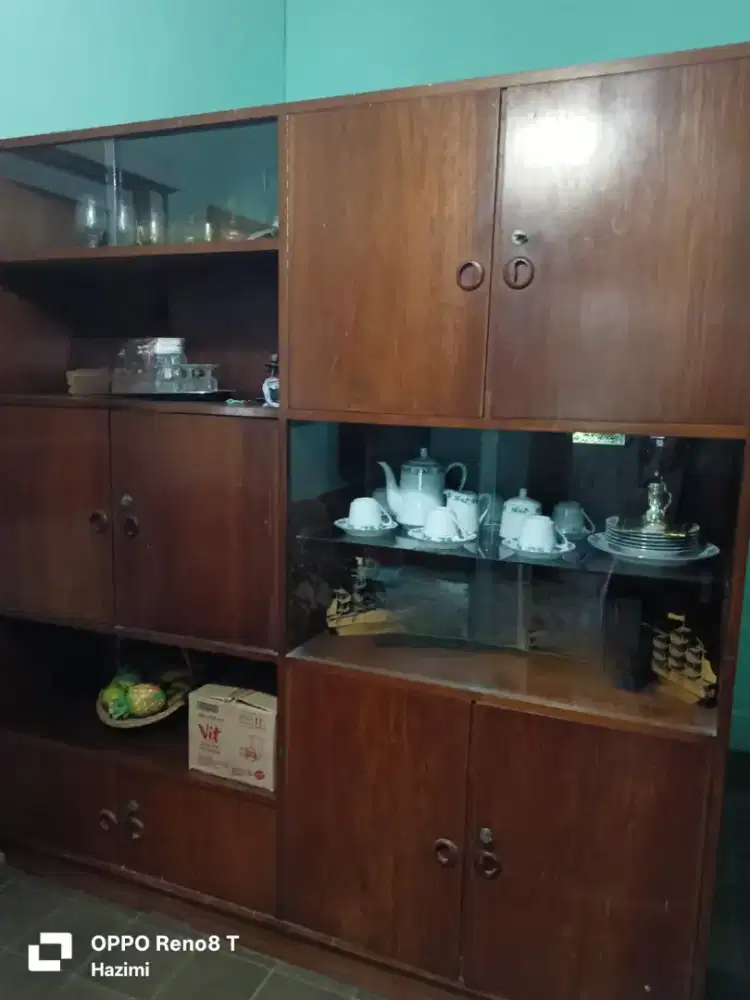 Lemari kayu jati asli