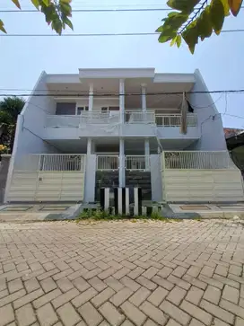 Baru Gress‼️Dijual Rumah Sutorejo Tengah