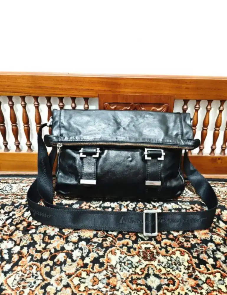 Tas sling bag Salvatore Ferragamo
