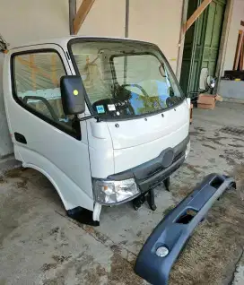 Kabin hino dutro ori copotan