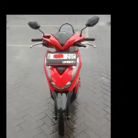 Honda Beat PGMFI Fuel Injection  Mesin halus Body mulus.