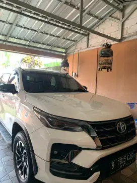 FORTUNER GR SPORT 2.8 2022