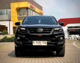 Fortuner VRZ TRD 4x2 Diesel Matic A/T Tahun 2018 Hitam
