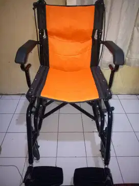 Dijual kursi roda