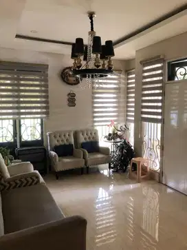 JUAL RUMAH HOOK GREEN LAKE CITY FULL RENOV LANGSUNG TAMAN