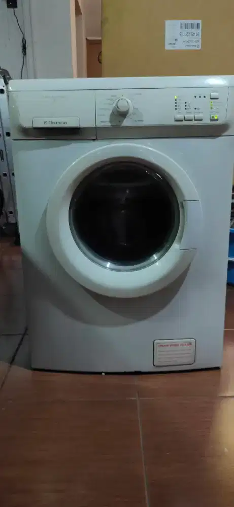 Mesin Cuci Electrolux Front Loading