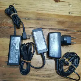 Charger  Laptop Acer  berbagai tipe