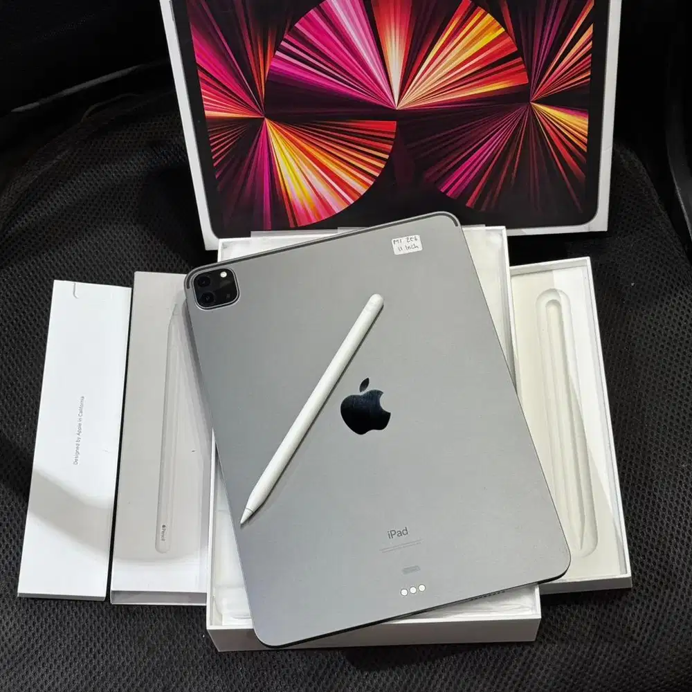 ipad pro M1 256gb wifi resmi ibox super mulus BH 100 fullset