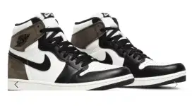 Jual Cepat, Sepatu ori NIKE Air Jordan 1, Beli Baru Belum Pernah Pakai