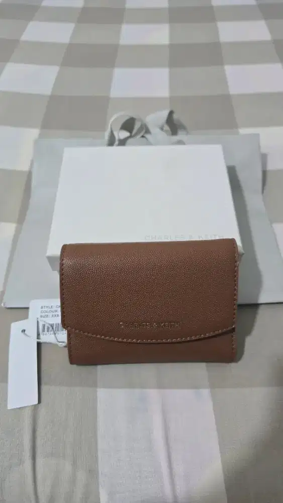 Dompet Charles And Keith Original