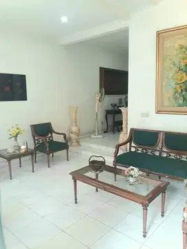 Jual Rumah di Pulo Mas Barat, 2,5 lantai, SHM, Bagus dan Terawat