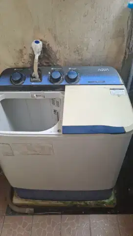Terima jasa servis elektronik