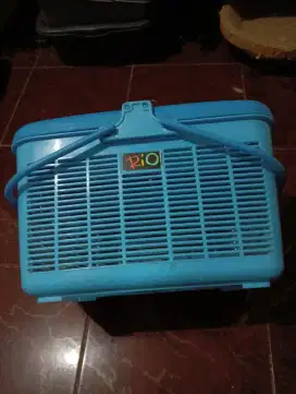 Tas keranjang kucing