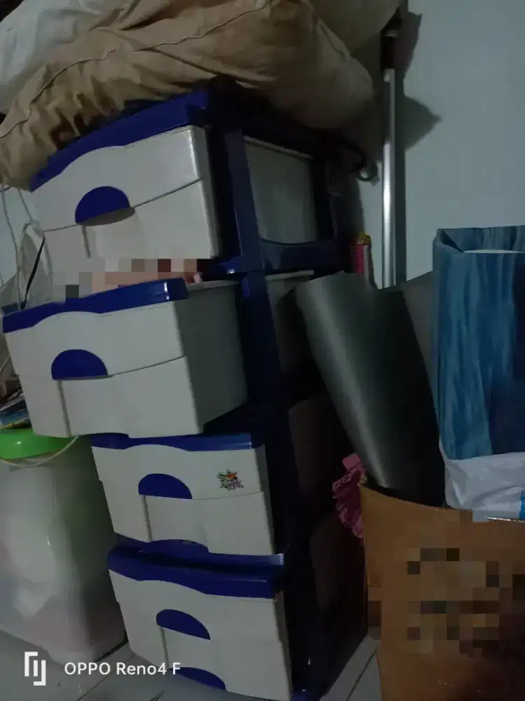 Rak plastik biru